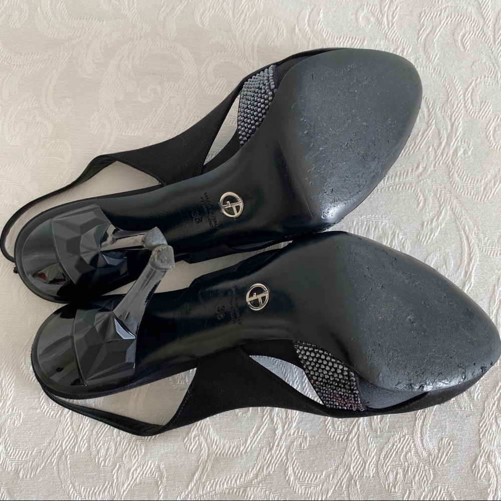Giorgio Armani satin crystal embellished pumps - Picture 6 of 10